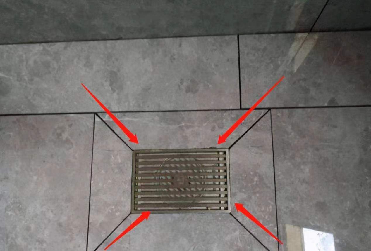 衛(wèi)生間地漏裝在什么位置比較合適？